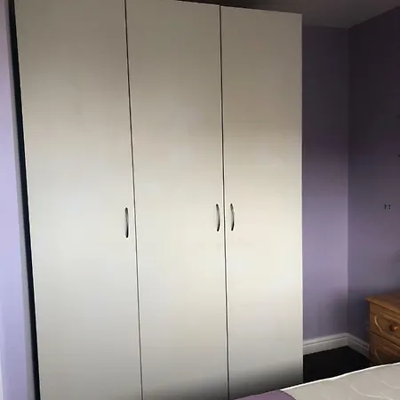 Bodmin House Apartment